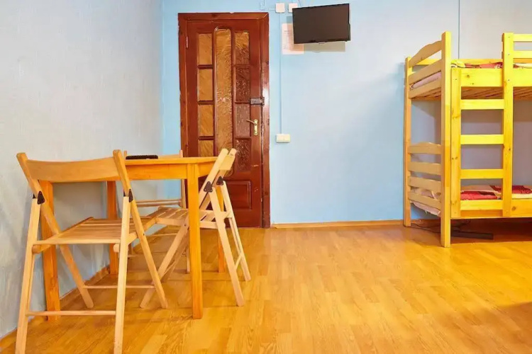 Happy Hostel