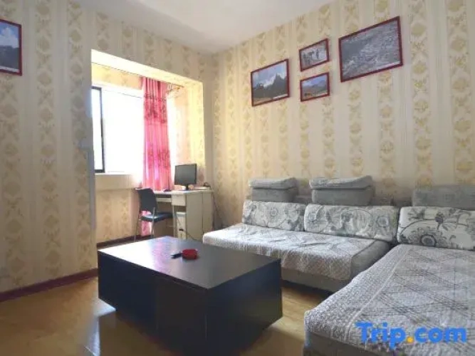 1 Bedroom Suite