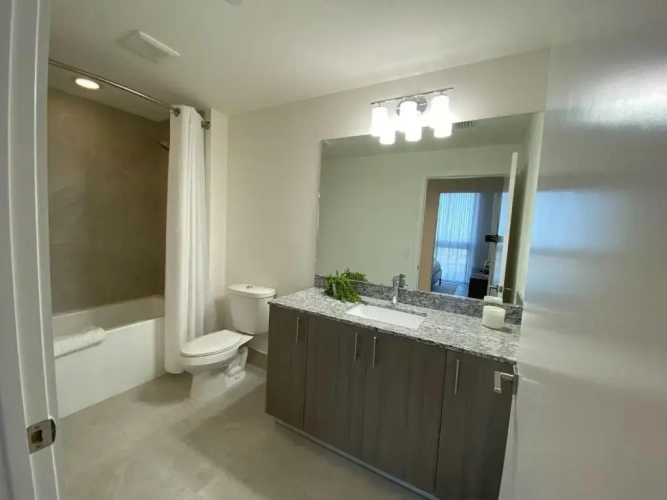 2 Bedrooms Suite with golf view