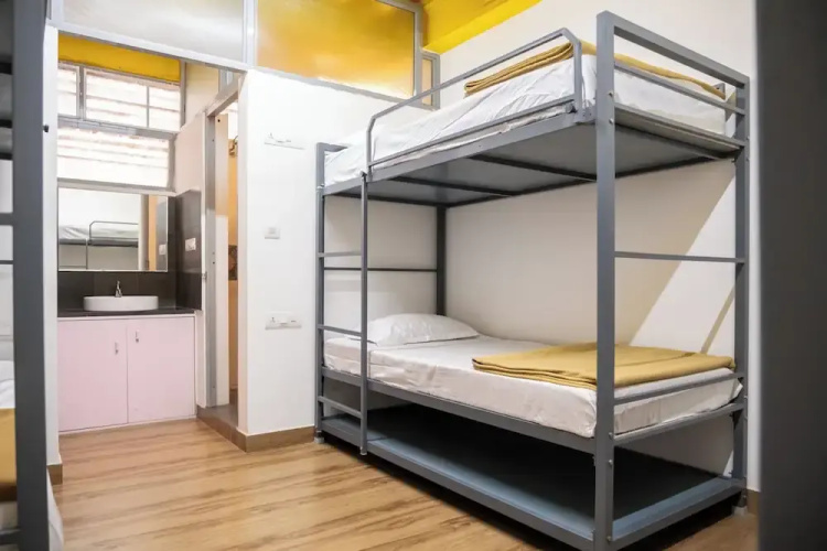 Stopover Backpackers Stay