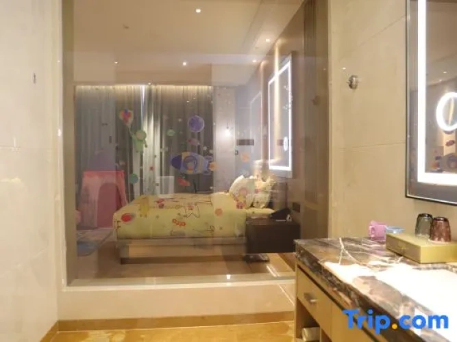 Standard Twin Family room