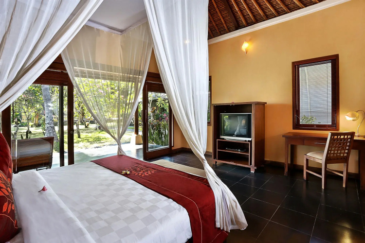 Nirwana Beach & Resort