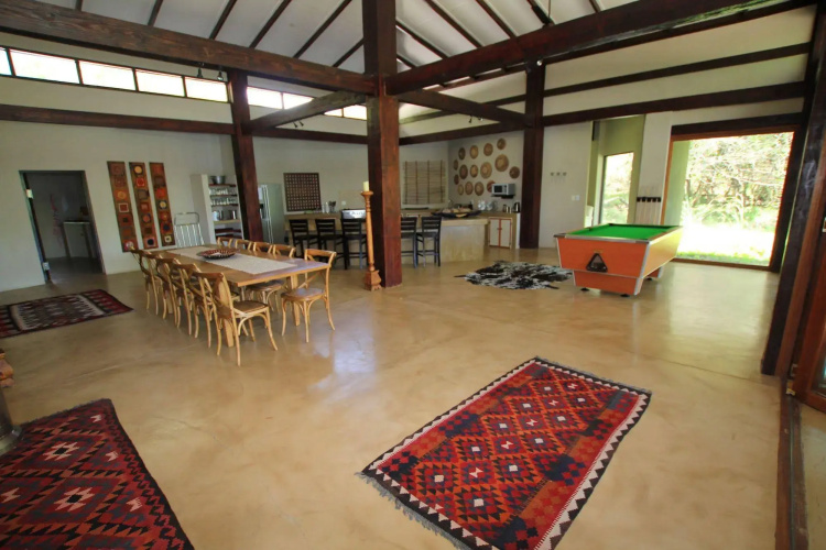 Jacana Lodge