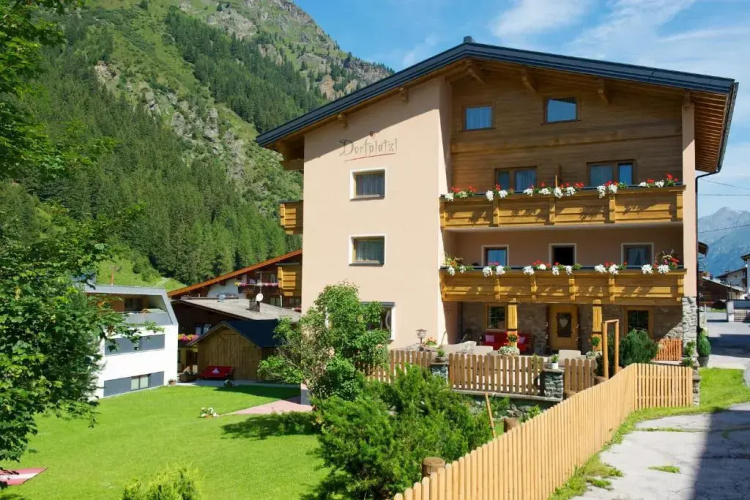 Pension Dorfplatzl