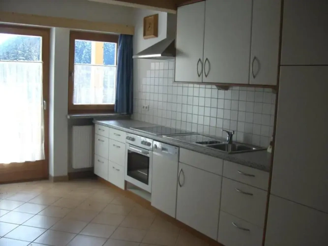 2 Bedrooms Apartment with balcony and with view