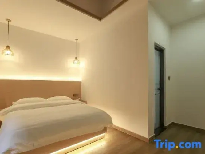 Standard Double room with river view