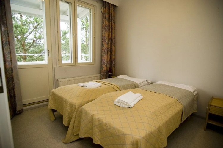 Summer Hotel Opera