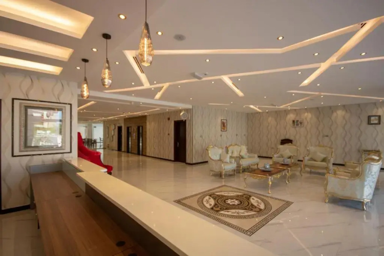 Home Station Hotel