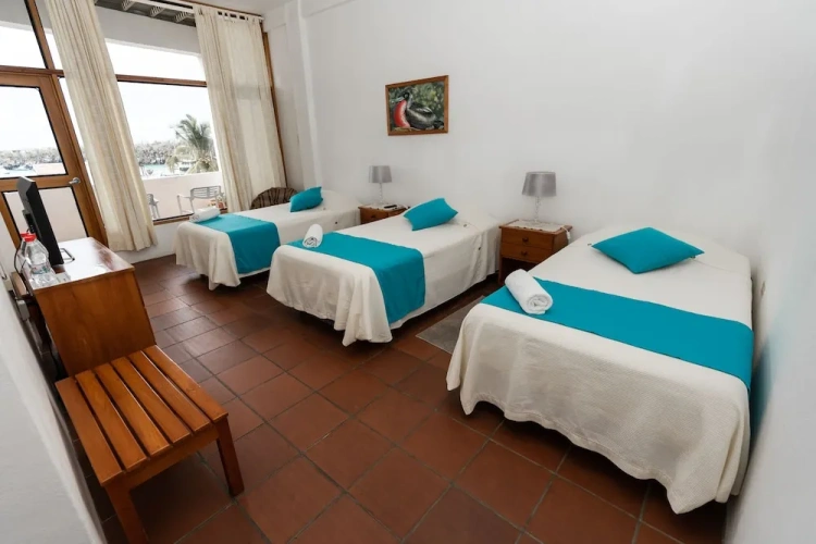 Standard Triple room with balcony