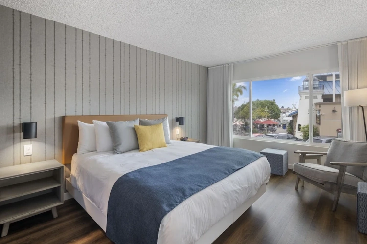 Deluxe Double room with harbour view