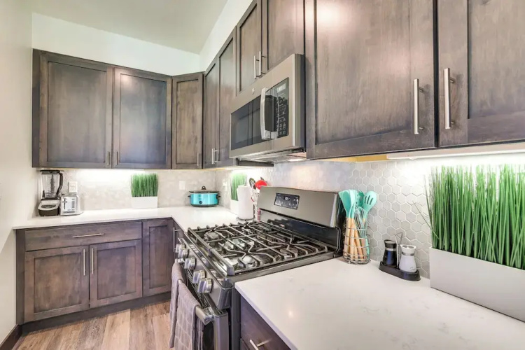 Hike, Ski, Golf, & Fish: Silverthorne Townhome!