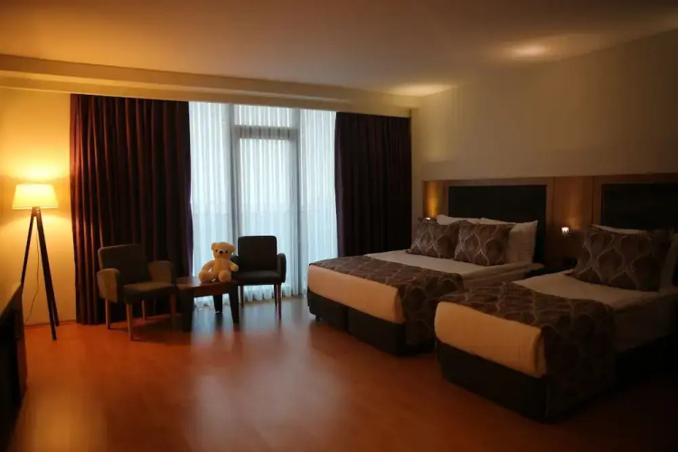 Metro City Apartments