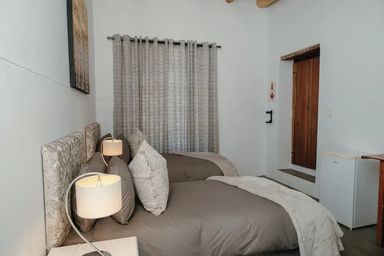 Posthouse Ladismith - Ladismith