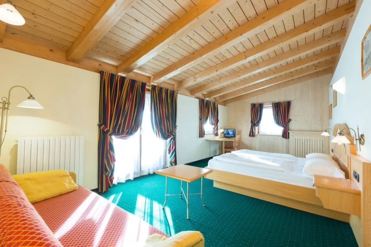 Superior Quadruple room