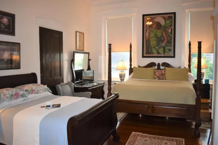 Deluxe Family room