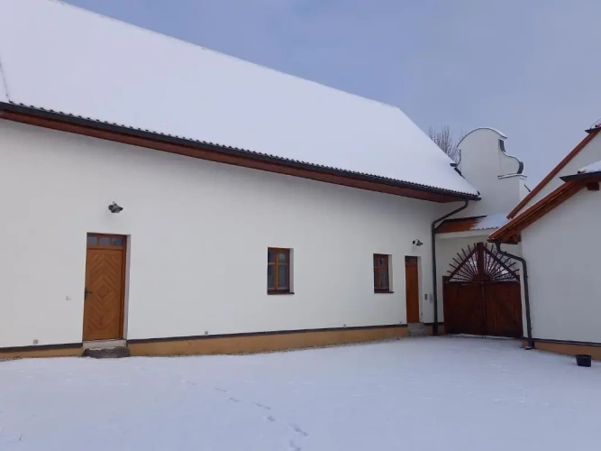6 Bedrooms Cottage