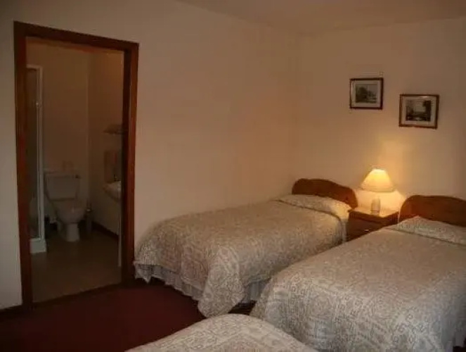Broadlands B&B