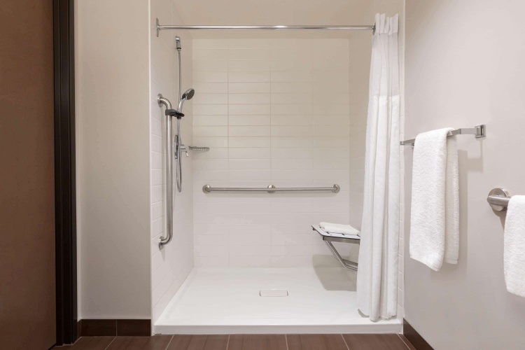 Microtel Inn & Suites By Wyndham Bonnyville photo 10
