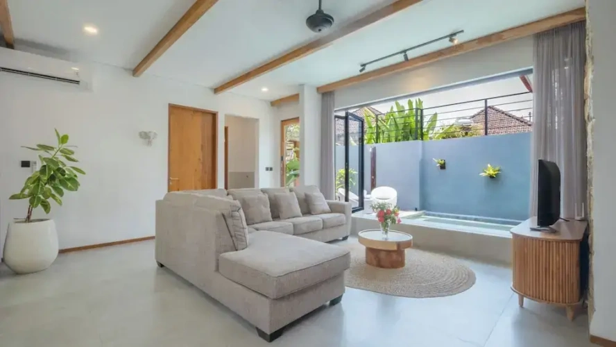 2 Bedrooms Villa with balcony and with pool view