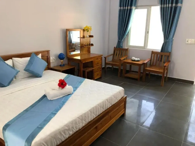 Standard Triple room with balcony