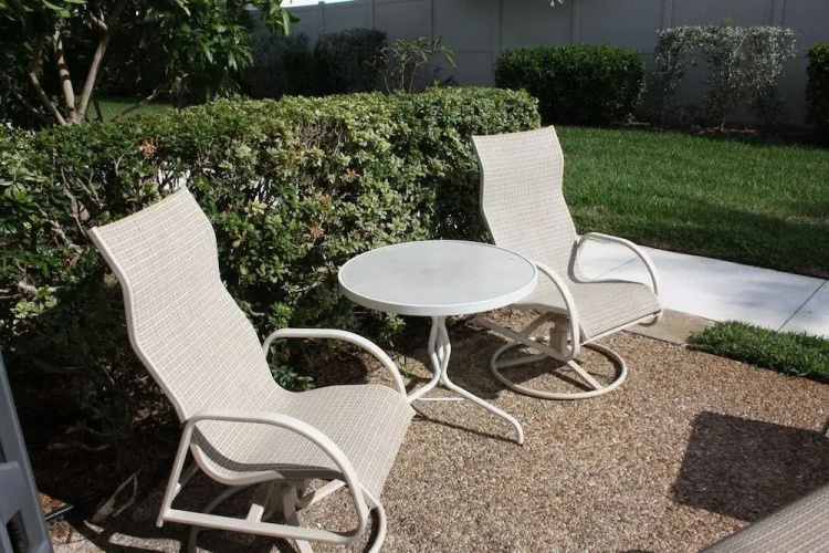 Jamaica Royale 099 - 2 Br Condo
