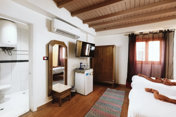 Standard Quadruple Family room with balcony