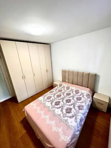 Piata Ovidiu 14