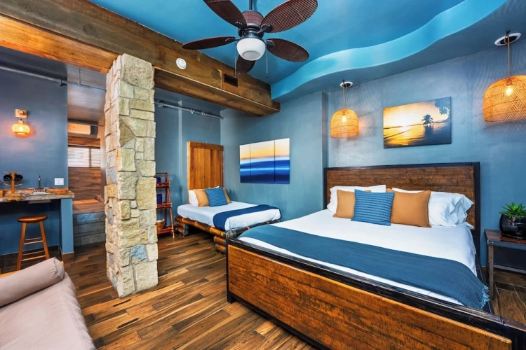 Standard room with sunset view