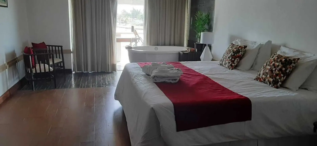 Le Relais de MarambaiaOver view