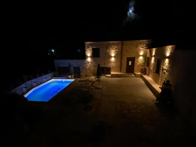 3 Bedrooms Villa
