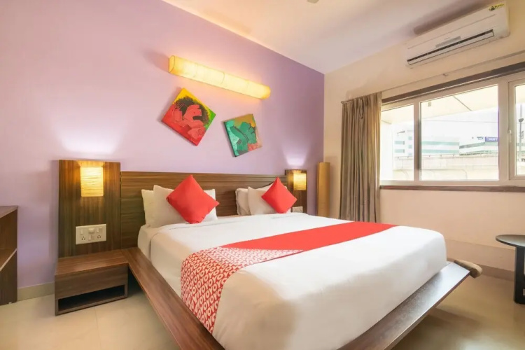 Hotel Ekaa by OYO Rooms