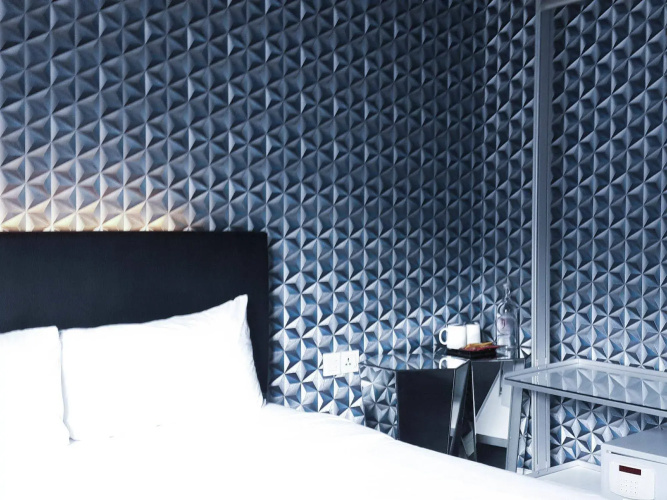 J Hotel