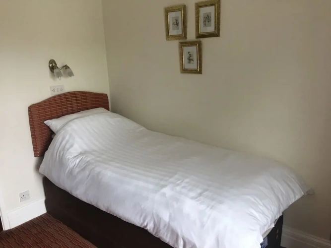 Economy Twin room