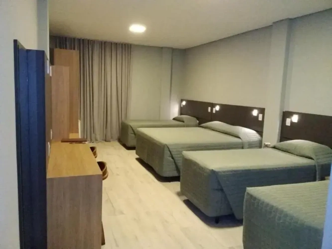 Deluxe Quadruple room