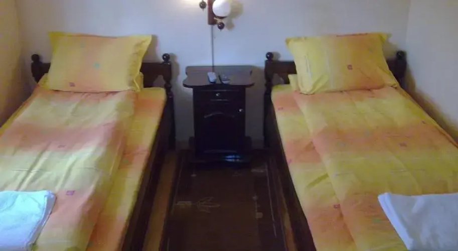 Kiti Guest House