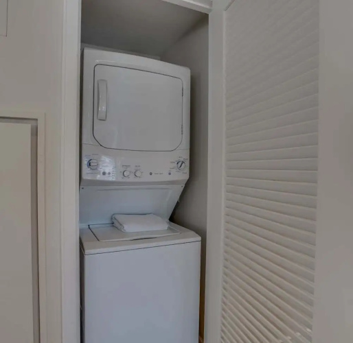 Furnished 2 Bedroom Apartment Near National Museum 2 Apts By Redawning - Washington D. C., DC