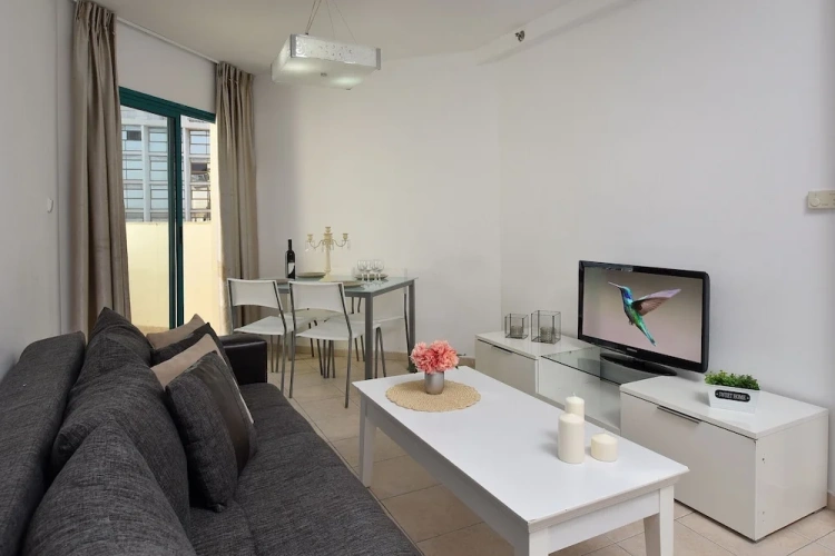 Club Apartment with balcony and with lake view
