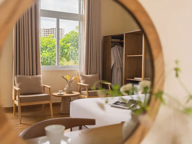 Moon Garden Hotel