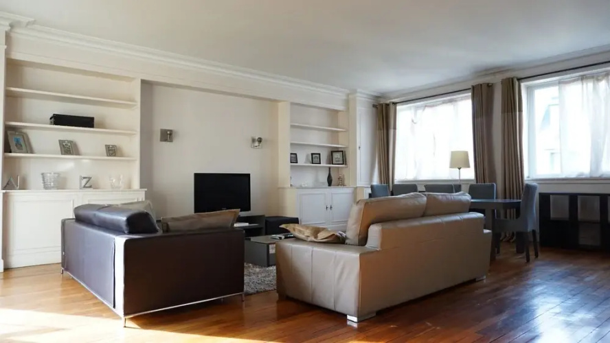 Etoile - 2 pièces - 104 m² - Paris 8