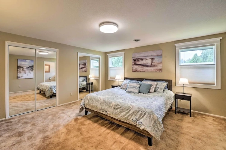 4 Bedrooms Cottage
