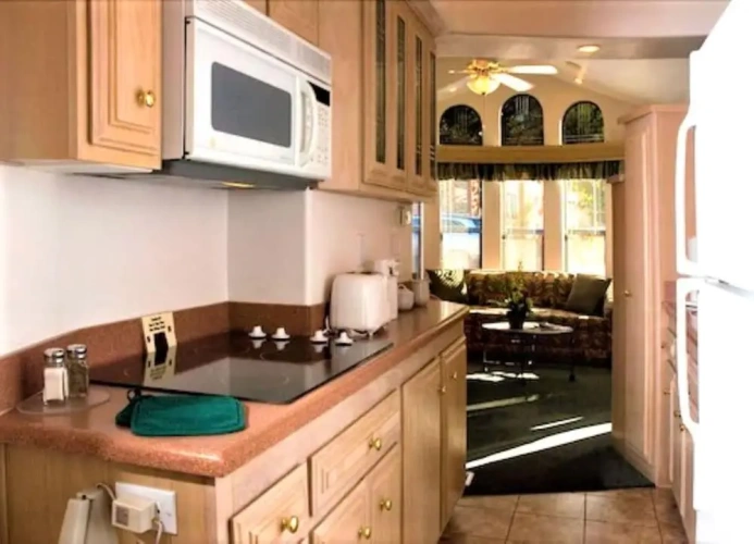 1 Bedroom Bungalow