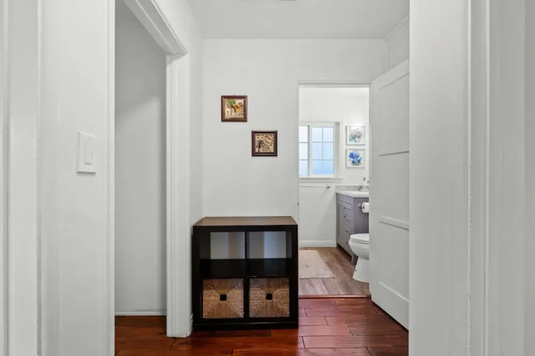 Cozy Pasadena Home Steps From Rose Bowl w Parking