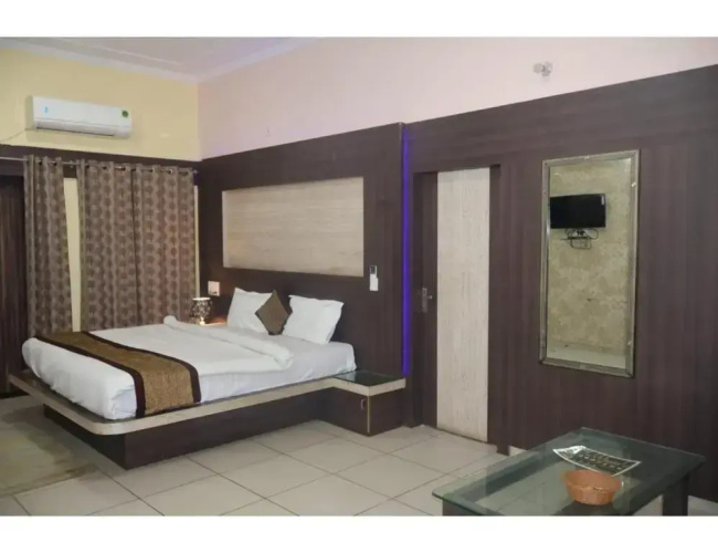 Vishwakarma Hotel and Restaurant