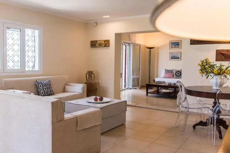 Azzuro Beach House