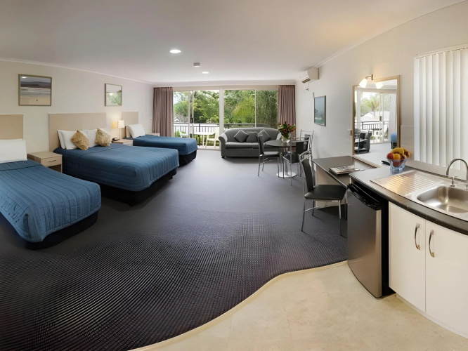 Fairway Motor Inn