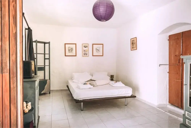 Melody House in Roustika