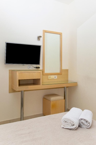 Standard Twin room with balcony