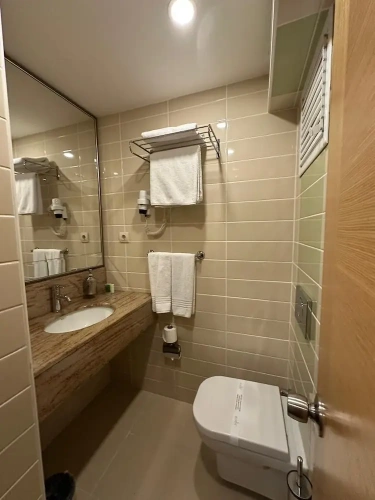 Standard room with city view