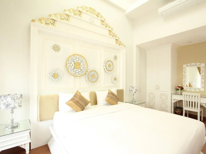 Ratchiangsaen Flora House