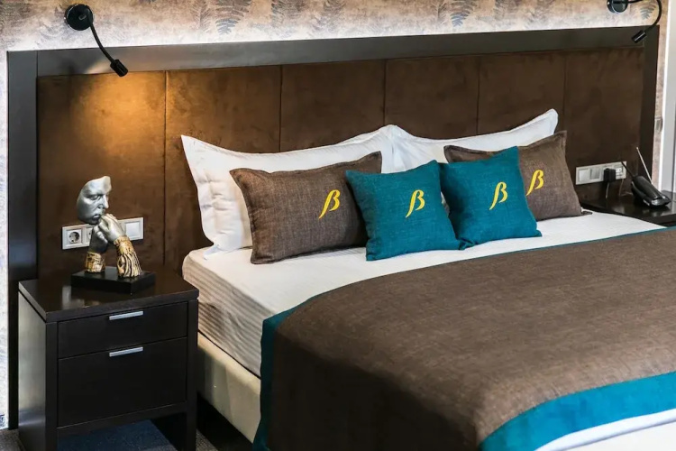Bon Hotel